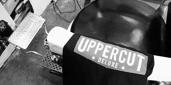 Uppercut Deluxe - Collection Barbiers - Cape de Barbier